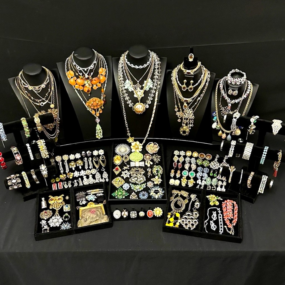 ⚜️ 2 LB Elegant Gold & Silver Jewelry Lot | Necklaces, Earrings, Brooches ⚜️